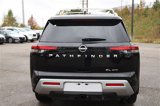New 2025 Nissan Pathfinder SL w/ SL Premium Package image 3