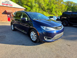 Used 2019 Chrysler Pacifica Touring-L image 3