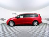 New 2025 Chrysler Pacifica Select image 5