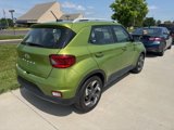 Used 2023 Hyundai Venue SEL image 3