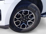Used 2022 Ford Expedition Max XLT image 3
