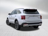 New 2026 Kia Sorento S image 4