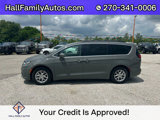 Used 2022 Chrysler Pacifica Touring-L image 2