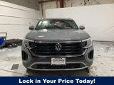 New 2025 Volkswagen Atlas Cross Sport SE image 2