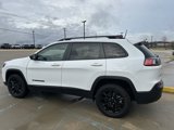 Used 2023 Jeep Cherokee Altitude Lux image 4