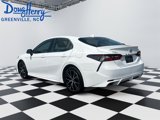 Used 2023 Toyota Camry SE image 3