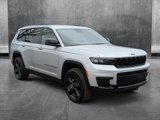Used 2023 Jeep Grand Cherokee L Laredo image 3