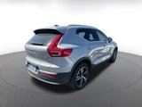 Used 2024 Volvo XC40 B5 Core image 4