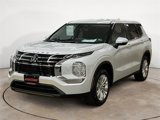 New 2025 Mitsubishi Outlander ES image 3
