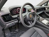 New 2025 Porsche Panamera image 4