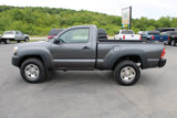Used 2014 Toyota Tacoma 4x4 Regular Cab image 2