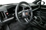 Used 2025 Porsche Cayenne image 4