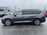 Used 2022 Chrysler Pacifica Limited image 4