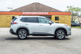 Used 2021 Nissan Rogue SV image 4