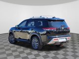 New 2025 Nissan Pathfinder SL w/ SL Premium Package image 2