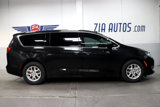 Used 2020 Chrysler Pacifica Touring w/ Advanced Safetytec Group image 6