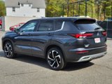 New 2025 Mitsubishi Outlander SE image 3