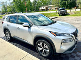 Used 2022 Nissan Rogue SV image 2