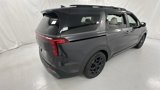 New 2025 Kia Carnival SX image 3