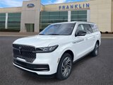 New 2025 Lincoln Navigator L Reserve image 3