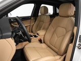 Used 2025 Porsche Macan image 5