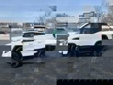 Used 2023 GMC Terrain SLE w/ Driver Convenience Package image 5
