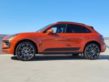 Certified 2024 Porsche Macan image 2