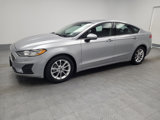 Used 2020 Ford Fusion SE image 2