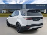 New 2025 Land Rover Discovery Dynamic SE image 2