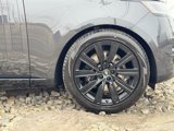 New 2025 Land Rover Range Rover SE image 5