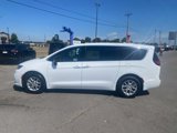 New 2026 Chrysler Pacifica Select image 3