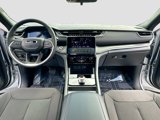 New 2025 Jeep Grand Cherokee Laredo X w/ Luxury Tech Group I image 3
