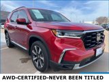Used 2025 Honda Pilot Touring image 2