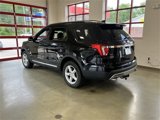 Used 2017 Ford Explorer XLT w/ Equipment Group 202A image 5