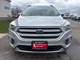 Used 2017 Ford Escape SE w/ Equipment Group 201A image 3