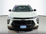 Used 2024 Chevrolet Trax ACTIV w/ Sunroof Package image 2