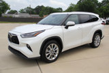 Used 2021 Toyota Highlander Limited image 4