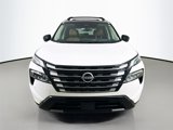 Used 2025 Nissan Rogue Platinum w/ Platinum Premium Package image 2