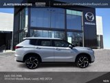 New 2025 Mitsubishi Outlander SE image 3