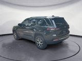 Used 2024 Jeep Grand Cherokee Limited image 3
