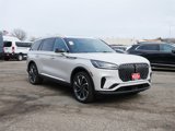 Used 2025 Lincoln Aviator Reserve w/ Equipment Group 201A image 3