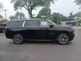 New 2025 Chevrolet Suburban LT image 2