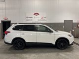 Used 2018 Mitsubishi Outlander LE image 2