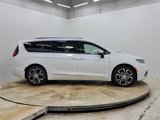 New 2026 Chrysler Pacifica Pinnacle image 4