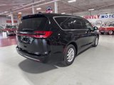 New 2025 Chrysler Pacifica Select image 5