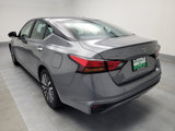 Used 2023 Nissan Altima 2.5 SV image 5