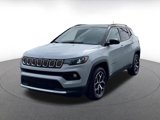 Used 2025 Jeep Compass Limited image 5