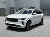 New 2026 Volvo XC90 B6 Ultra image 2