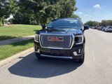 Used 2022 GMC Yukon Denali w/ Denali Premium Package image 2