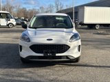 Used 2022 Ford Escape SE image 2